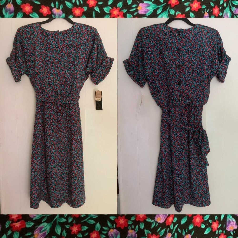 Vintage cottagecore deadstock micro floral short sleeve midi dress matching belt